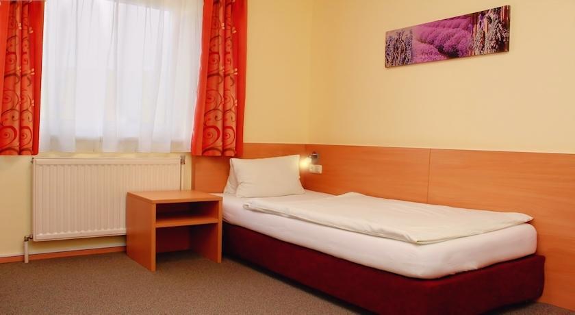 Hotel Denk Bed & Breakfast Vorchdorf Habitación foto