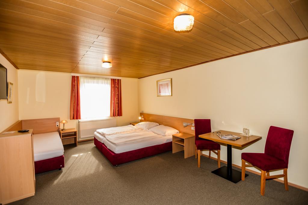 Hotel Denk Bed & Breakfast Vorchdorf Exterior foto